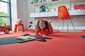 Schön gemütlich wird es im Kinderzimmer dank Naturhaar-Teppichboden